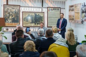 Kultura I svetski rat Srbija Solun Izložba Mirosavljevo Jevanđelje